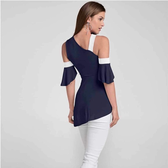 NWOT Venus Navy/White ColorBlock Flutter Sleeve Cold Shoulder Asymmetrical M Top - Picture 3 of 8